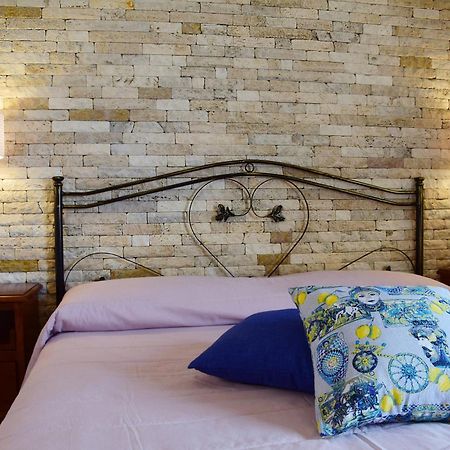 Antico Casale Benali Bed & Breakfast Syracuse Exterior foto