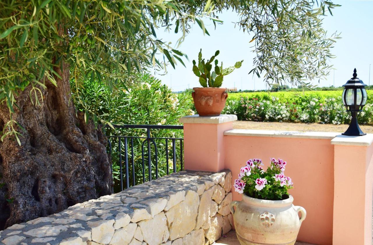Antico Casale Benali Bed & Breakfast Syracuse Exterior foto